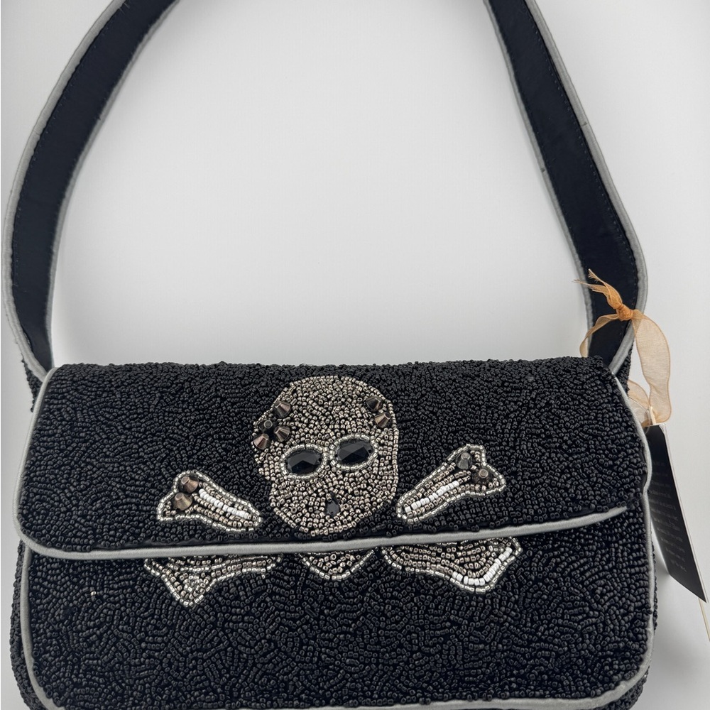 Viral TikTok Beaded Bag From India To You Skull And Crossbones Halloween Rare